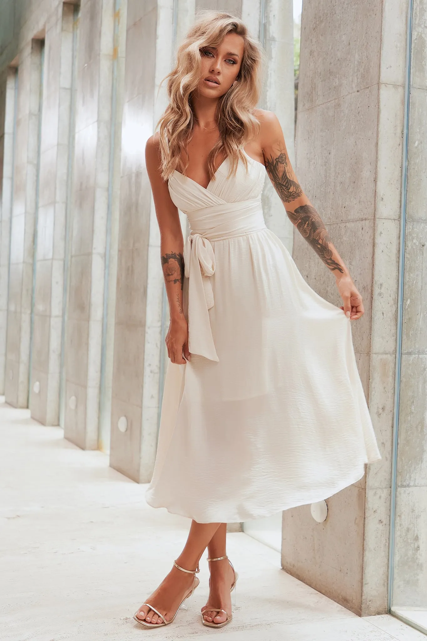 Switch Up Midi Dress - Ivory